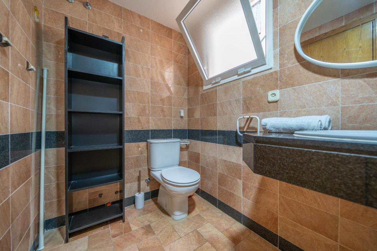 Homeholidaysrentals Margot - Costa Barcelona Pineda de Mar Exterior photo